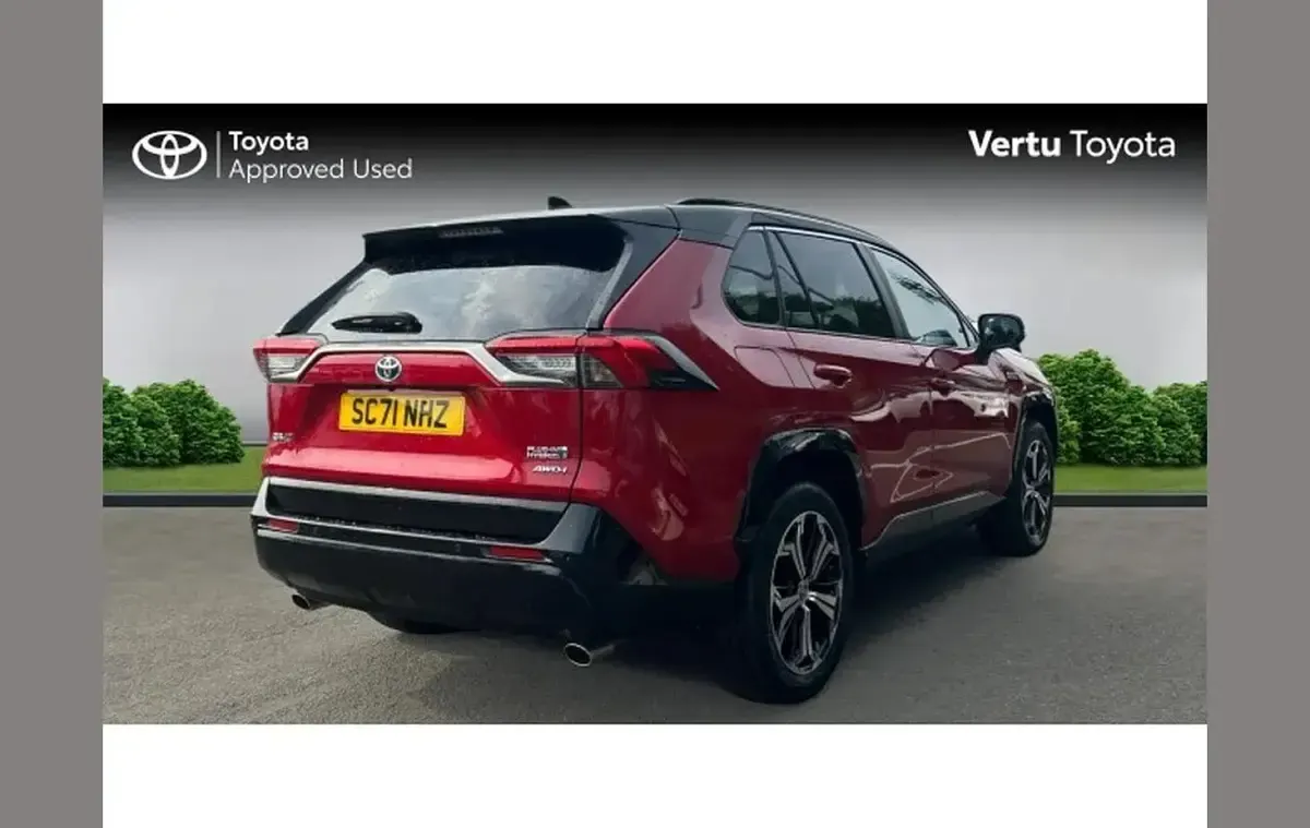 Used Toyota RAV4 Hybrid 301 HP (221 kW) 2021 Other SUV