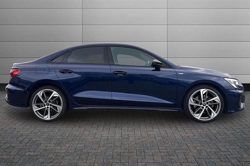 Used Audi A3 Comfort 150 HP (110 kW) 2023 Blue Sedan