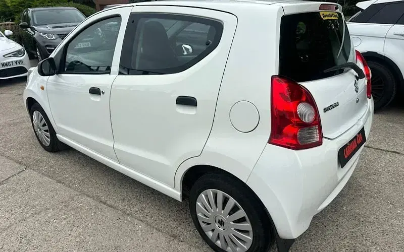 Used Suzuki Alto 68 HP (50 kW) 2013 Hatchback