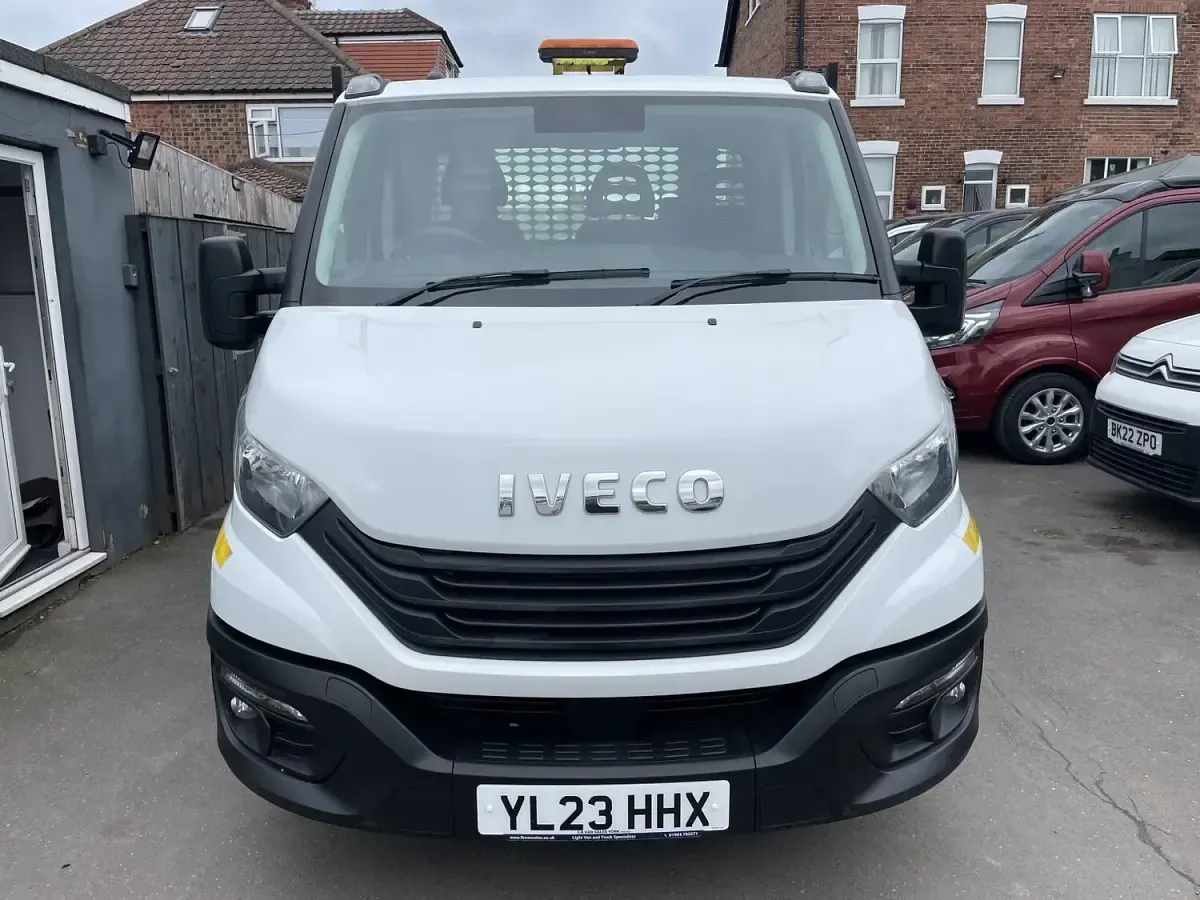 Used Iveco Daily 140 HP (102 kW) 2023 White
