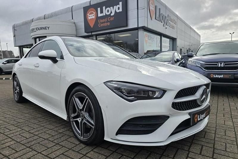 Used Mercedes CLA180 AMG Line Premium Plus 136 HP (100 kW) 2020 White Sedan