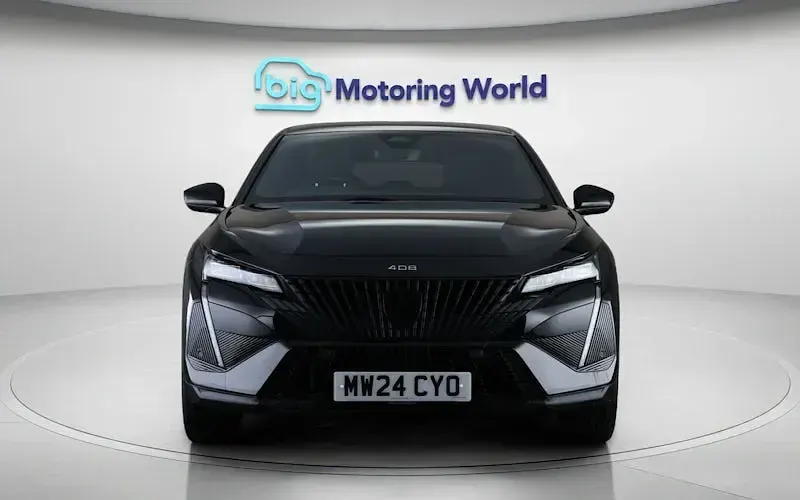 Usado Peugeot 408 GT 131 CV (96 kW) 2024 Negro SUV