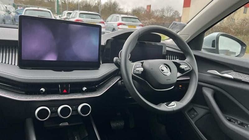 Used Skoda Superb SE L 204 HP (150 kW) 2024 Pebble silver metallic