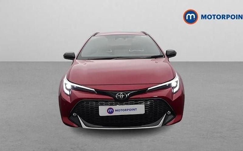 Used Toyota Corolla Sport 196 HP (144 kW) 2024 Red Estate