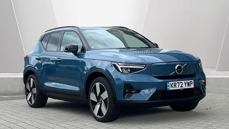 Used 2023 Volvo XC40 Ultimate SUV | £33,950 (A bit pricey) - Image 1/3
