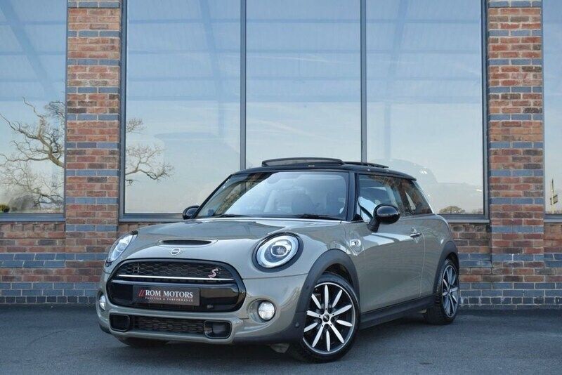 Grey Used 2019 Mini Cooper S Exclusive Hatchback | £17,999 (Fair price) - Image 1/4