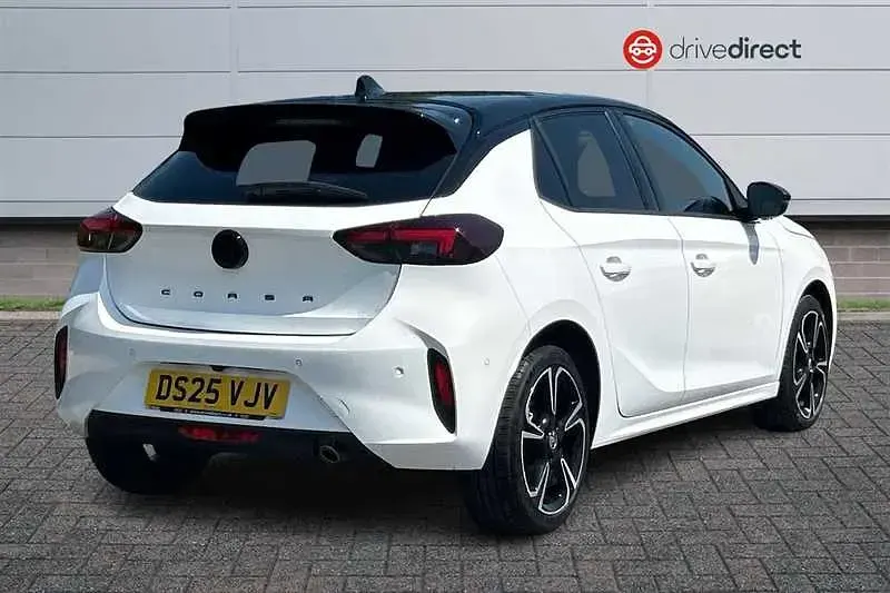 Used Vauxhall Corsa Ultimate 100 HP (73 kW) 2025 White Hatchback
