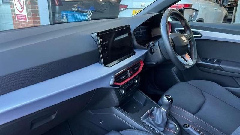 Used Seat Ibiza FR 110 HP (80 kW) 2024 White Hatchback