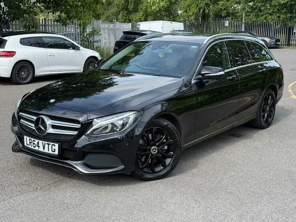 Used Mercedes C220 170 HP (125 kW) 2014 Black Estate