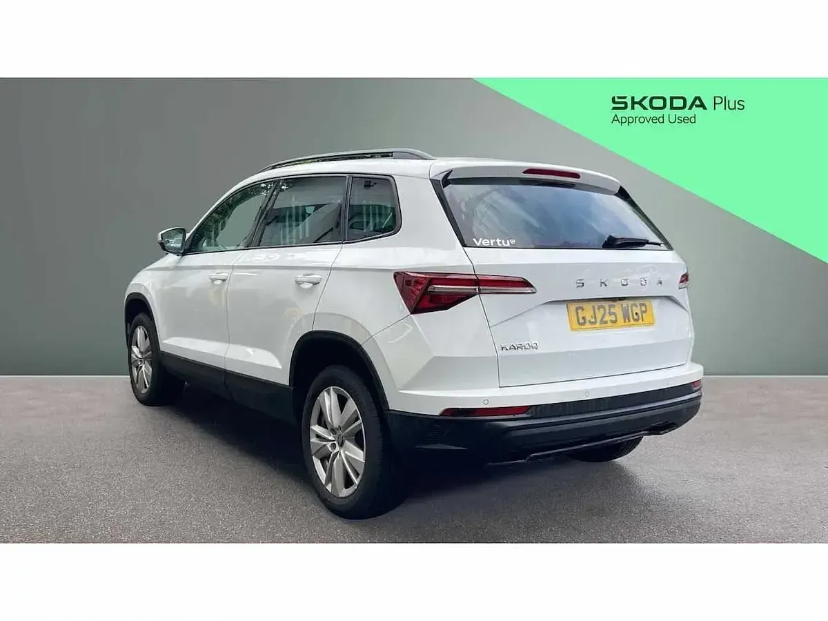 Used Skoda Karoq SE 116 HP (85 kW) 2025 White SUV