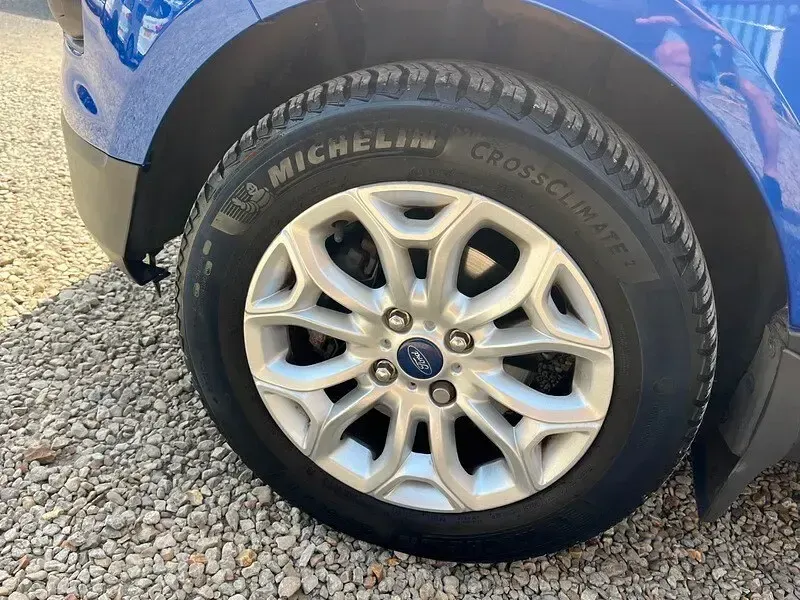 Used Ford Ecosport Zetec 95 HP (69 kW) 2017 Blue SUV