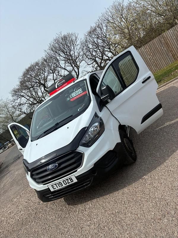 Używany Ford Transit Custom 130 KM (95 kW) 2019 Biały Van