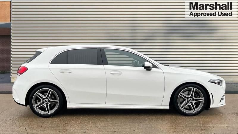 Used Mercedes A250 AMG Line Premium 224 HP (164 kW) 2019 White