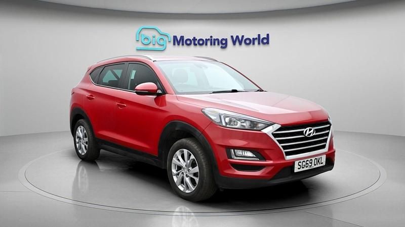 Used Hyundai Tucson SE 177 HP (130 kW) 2019 Red SUV
