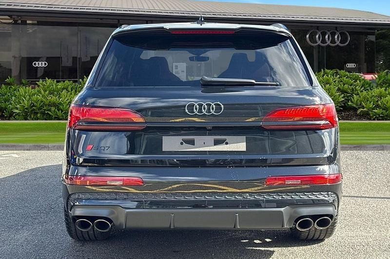 New Audi SQ7 Black Edition 507 HP (372 kW) 2025 Black SUV