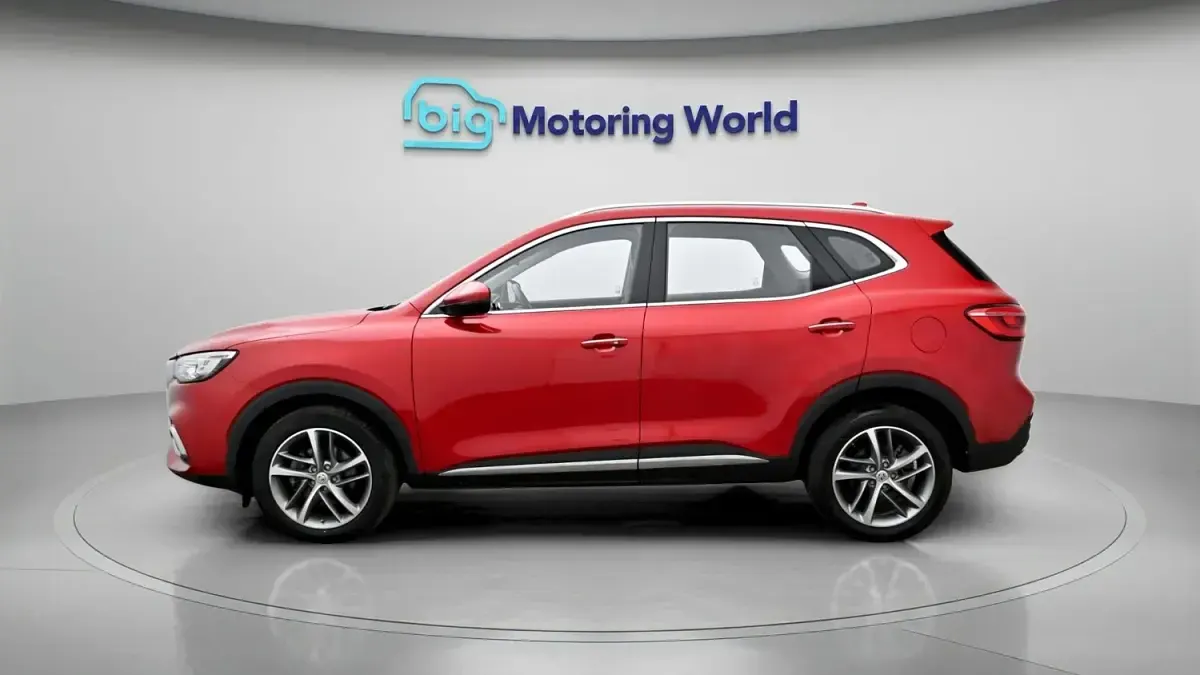 Used MG HS Excite 2022 Red SUV