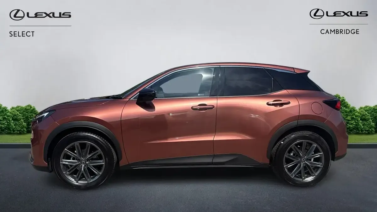 Used Lexus LBX 136 HP (100 kW) 2025 Bronze SUV