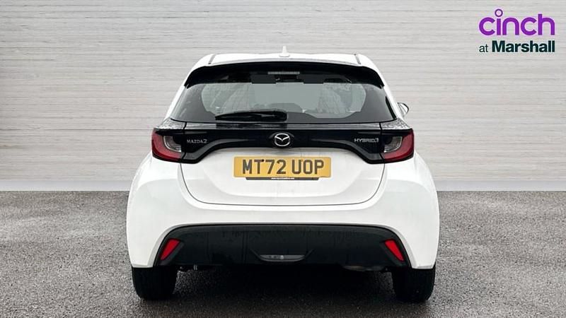 Used Mazda 2 116 HP (85 kW) 2022 White Hatchback