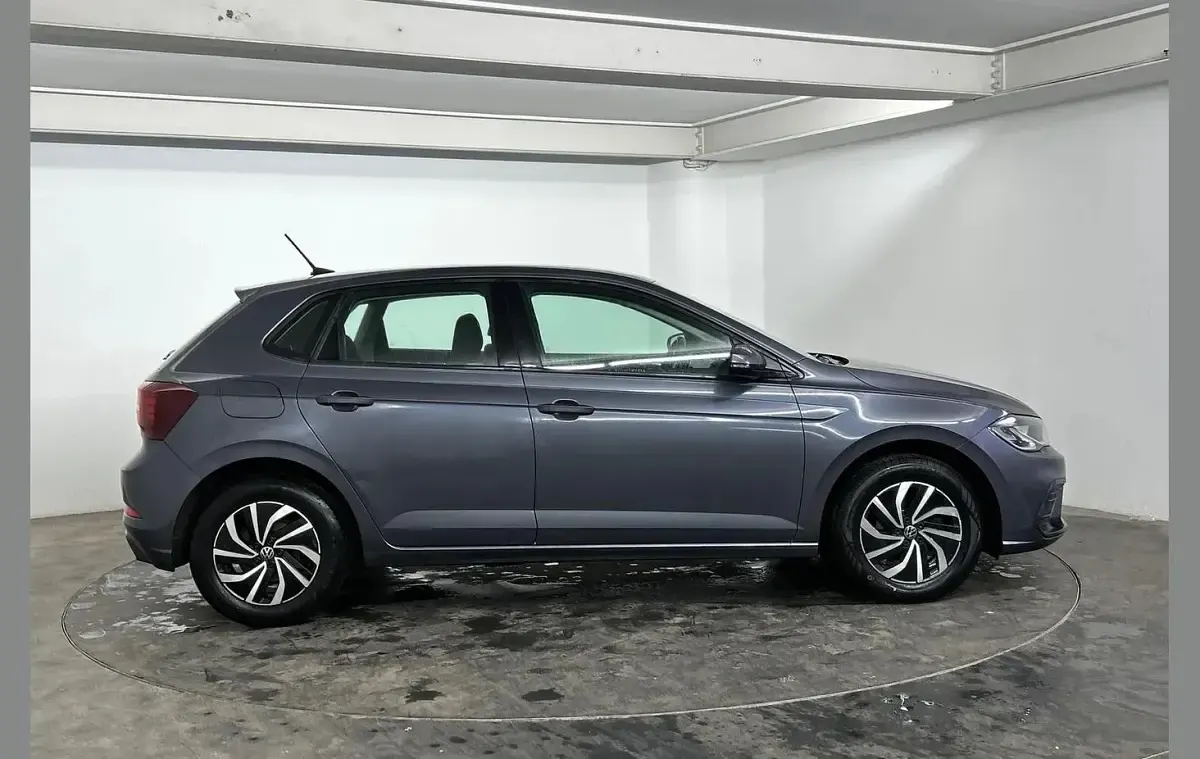 Used VW Polo Life 95 HP (69 kW) 2023 Grey Hatchback
