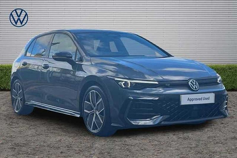 Used VW Golf VIII 148 HP (108 kW) 2025