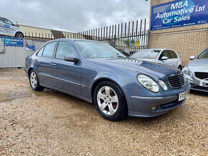 Blue Used 2006 Mercedes E220 Avantgarde Sedan | £2,595 (Fair price) - Image 1/4