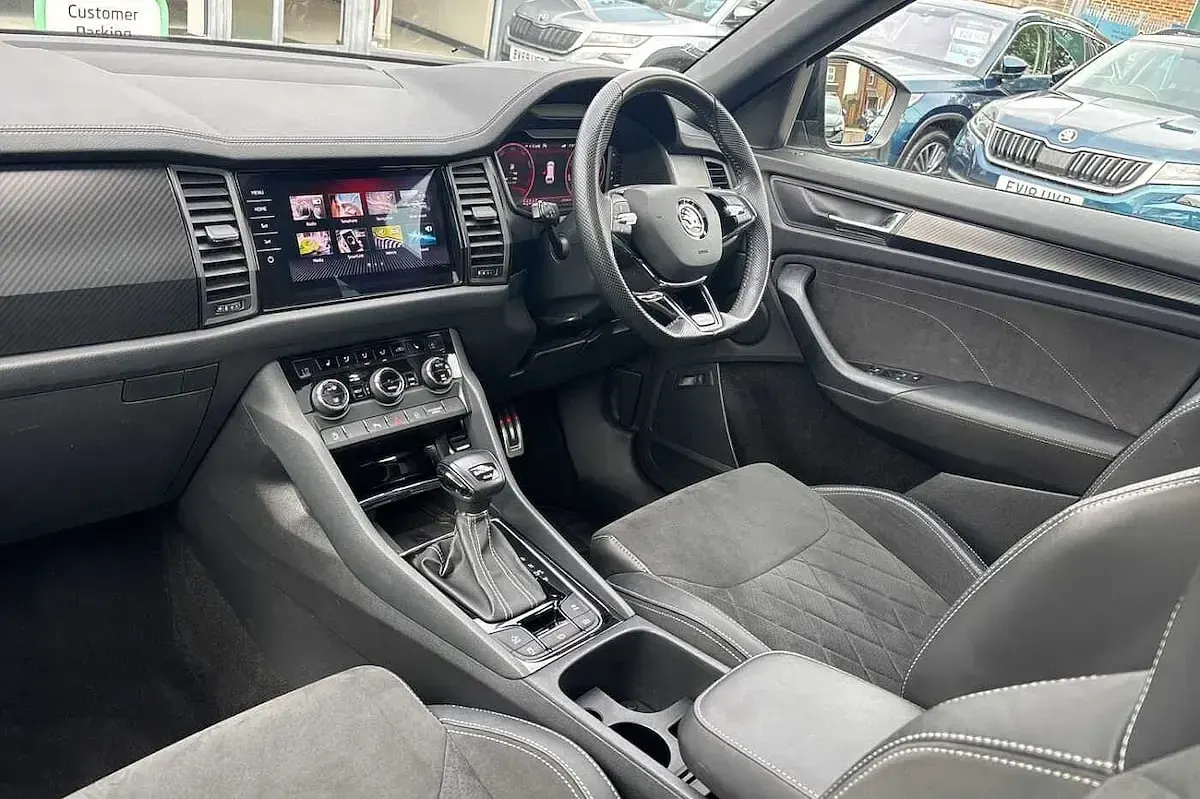 Used Skoda Kodiaq SportLine 140 HP (102 kW) 2022 Graphite grey metallic SUV