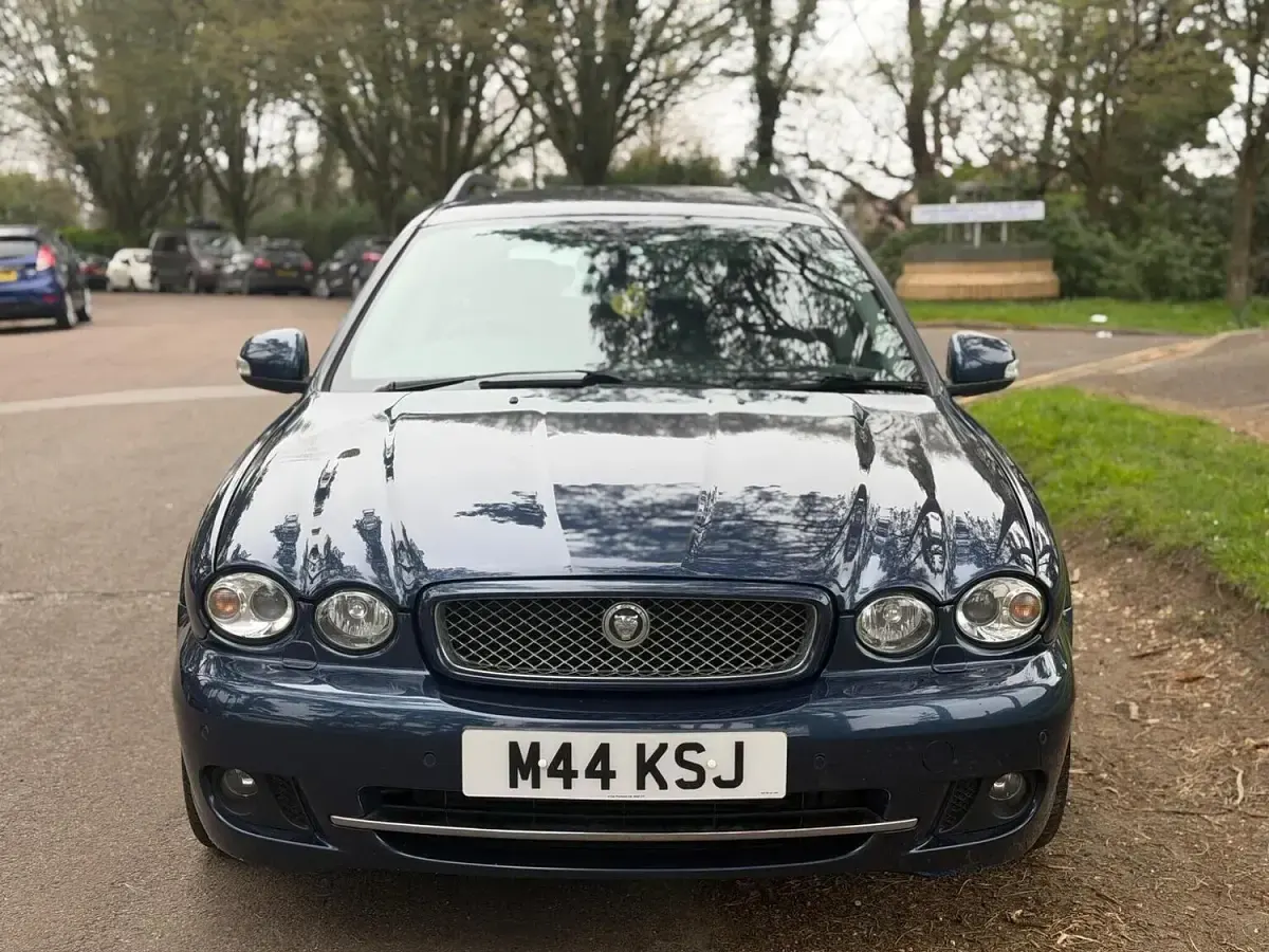 Used Jaguar X-type SE 143 HP (105 kW) 2009 Blue Estate
