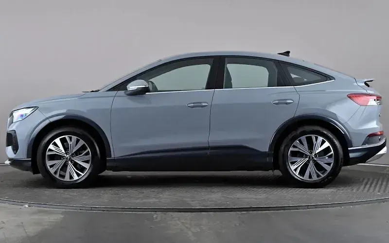 Used Audi Q4 Sportback e-tron Sport 150 kW (204 HP) 2022 Grey SUV