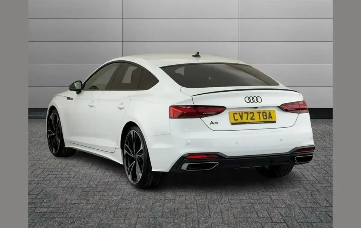 Used Audi A5 Black Edition 200 HP (147 kW) 2022 White Coupe