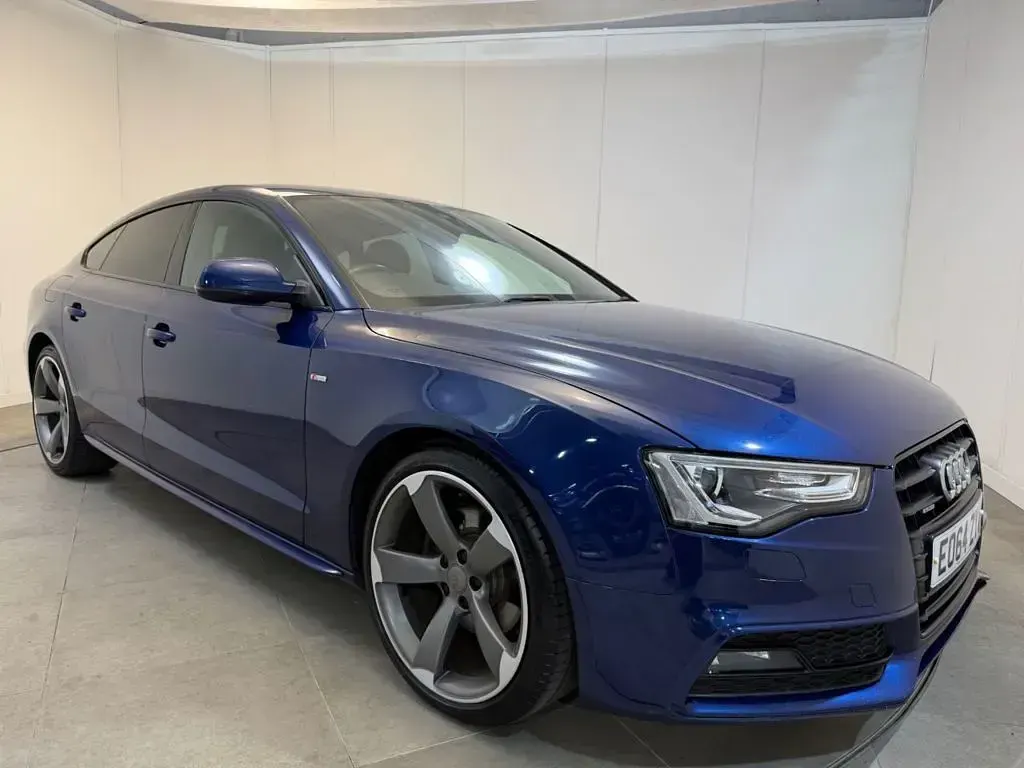 Used Audi A5 Sportback Black Edition 177 HP (130 kW) 2014 Blue Hatchback