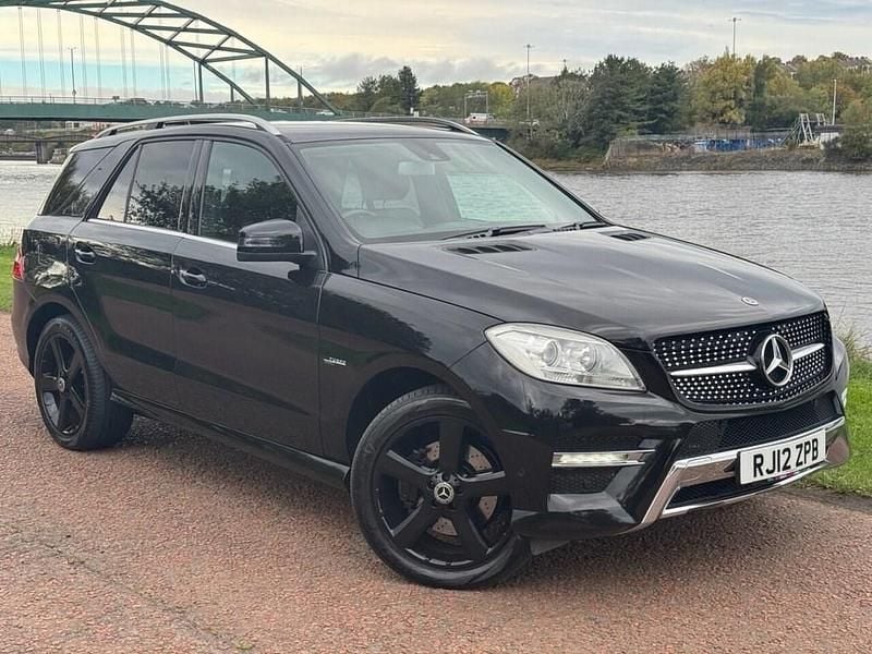 Black Used 2012 Mercedes ML350 SUV | £8,999 (A bit pricey) - Image 1/4