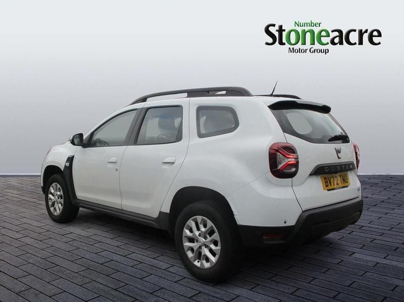 Used Dacia Duster Comfort 100 HP (73 kW) 2022 White SUV