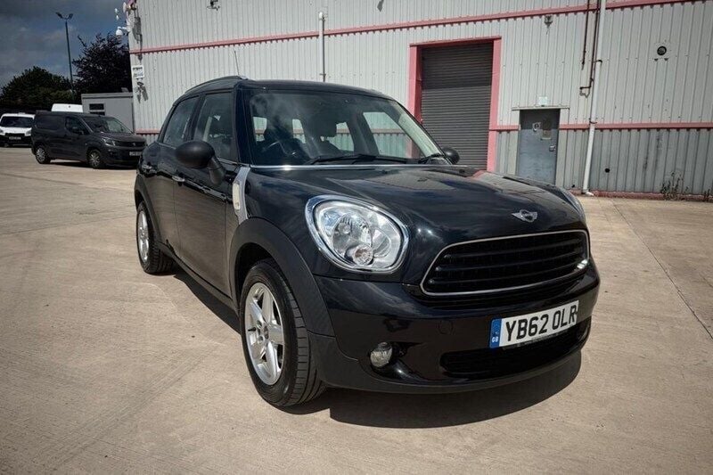 Used 2013 Mini Countryman SUV | £4,395 (Good price) - Image 1/1