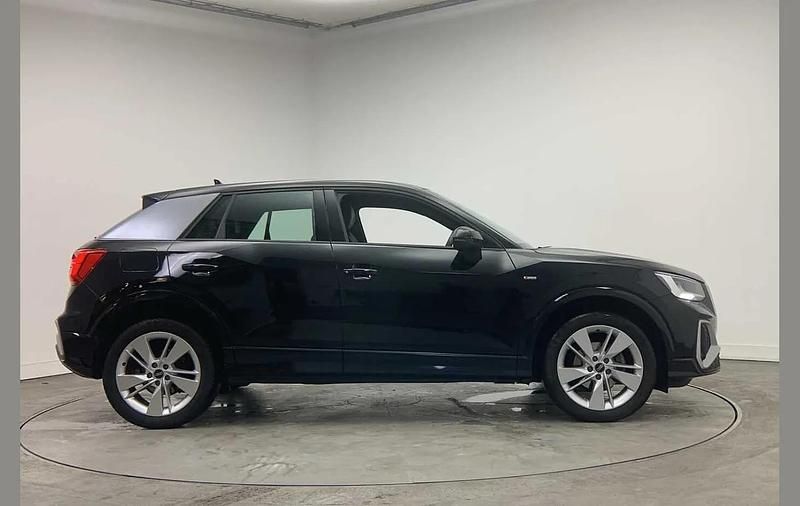 Used Audi Q2 S-Line 147 HP (108 kW) 2022 Black SUV