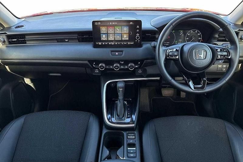 Used Honda HR-V Advance 131 HP (96 kW) 2023 Passion red SUV