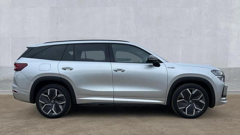 New Skoda Kodiaq SportLine 204 HP (150 kW) 2026 Silver SUV