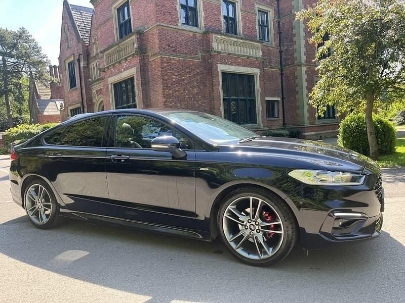 Black Used 2021 Ford Mondeo ST-Line Hatchback | £13,681 (Expensive) - Image 1/4
