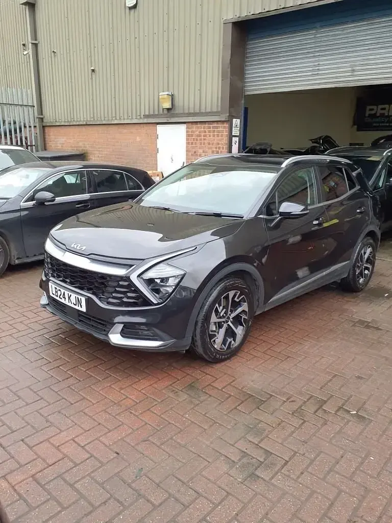 Usado Kia Sportage 148 HP (108 kW) 2024 Preto SUV