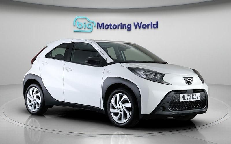 Used Toyota Aygo X PURE 72 HP (52 kW) 2025 SUV
