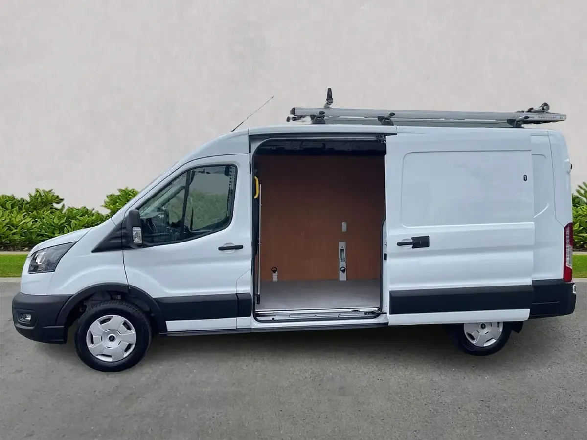 New Ford Transit Trend 130 HP (95 kW) 2026 White Van