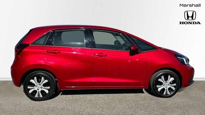 Used Honda Jazz Hybrid 109 HP (80 kW) 2022 Red Hatchback