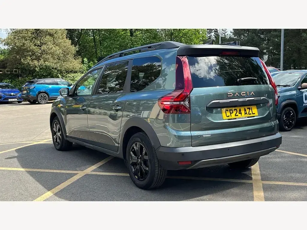 Begagnad Dacia Jogger Extreme 2024 Grön Minibuss