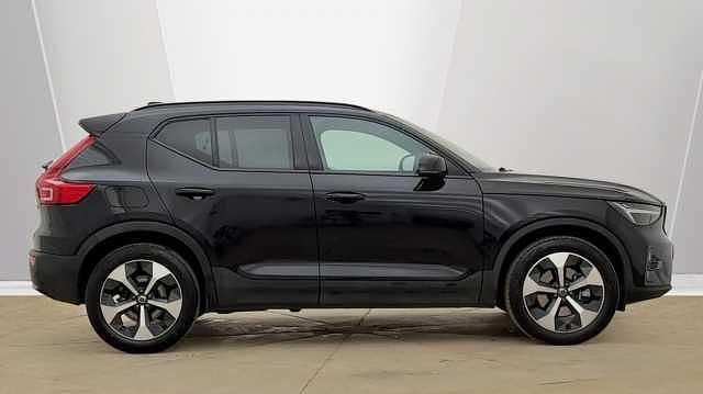 Used Volvo XC40 Plus 194 HP (142 kW) 2025 Black SUV