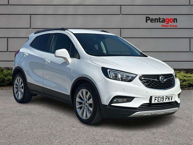 White Used 2019 Vauxhall Mokka X Elite SUV | £12,995 (Fair price) - Image 1/4