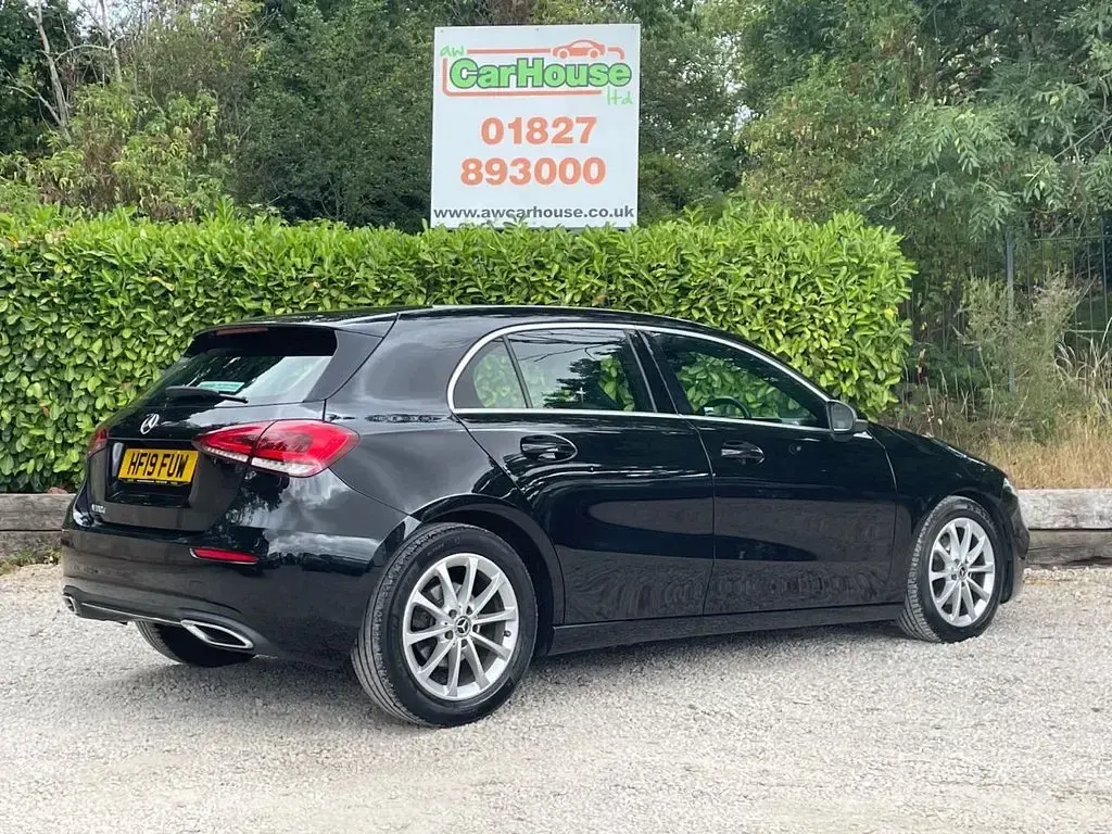 Used Mercedes A180 116 HP (85 kW) 2019 Black Hatchback