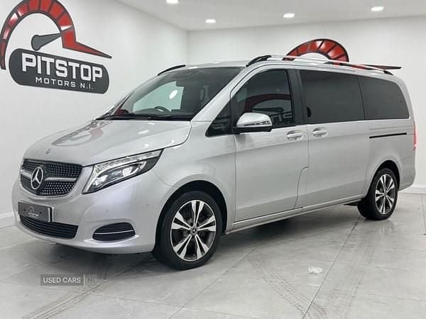 Used Mercedes V220 170 HP (125 kW) 2019 Silver MPV