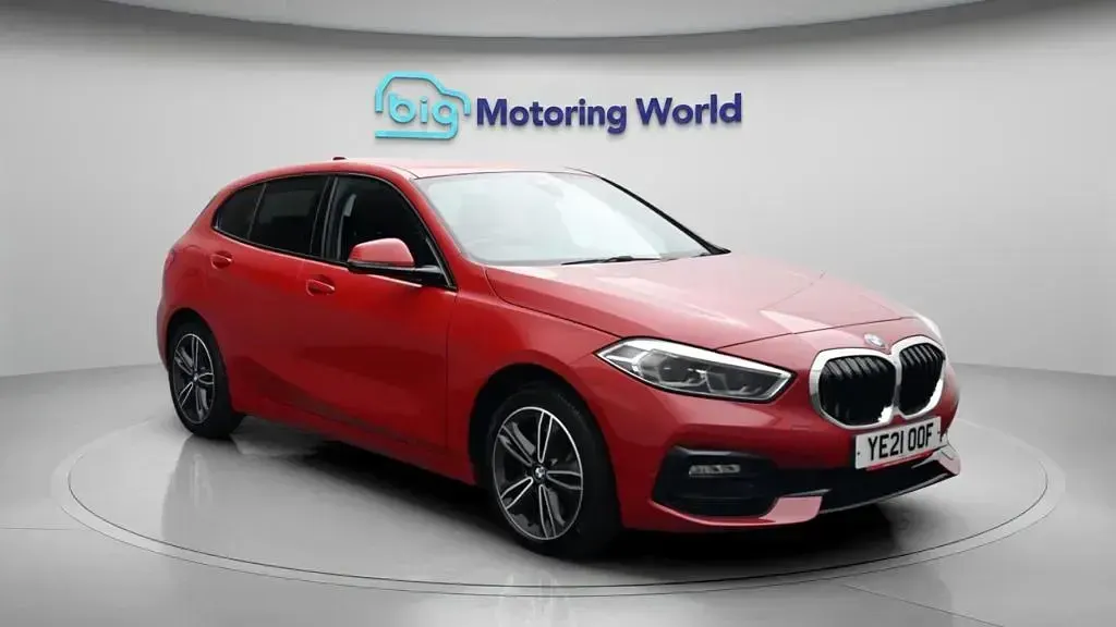 Used BMW 120 Sport Line 190 HP (139 kW) 2021 Hatchback