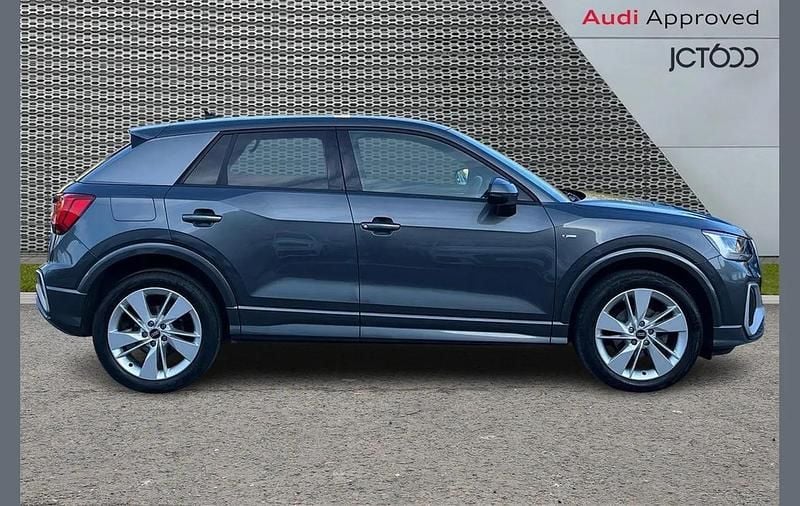 Used Audi Q2 S-Line 147 HP (108 kW) 2022 Grey SUV