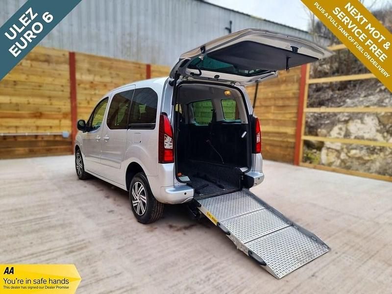 Silver Used 2017 Citroën Berlingo MPV | £10,945 - Image 1/3