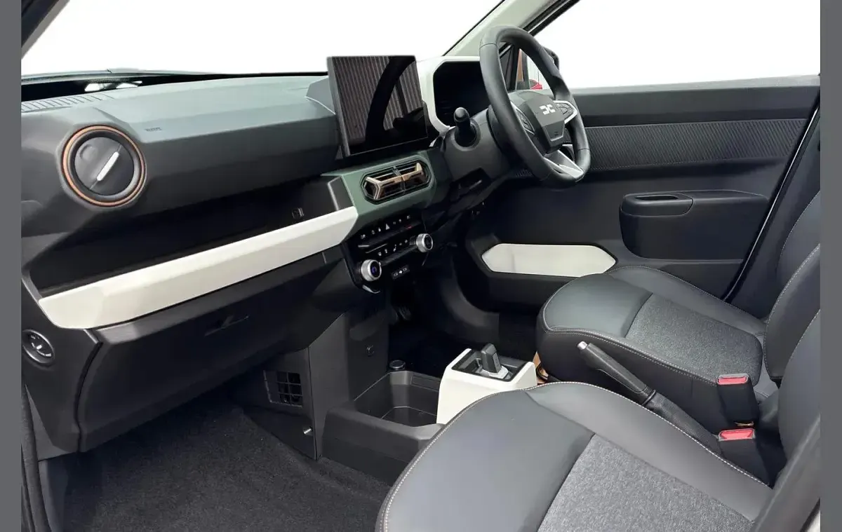 New Dacia Spring Extreme 74 kW (101 HP) 2026 Grey Hatchback